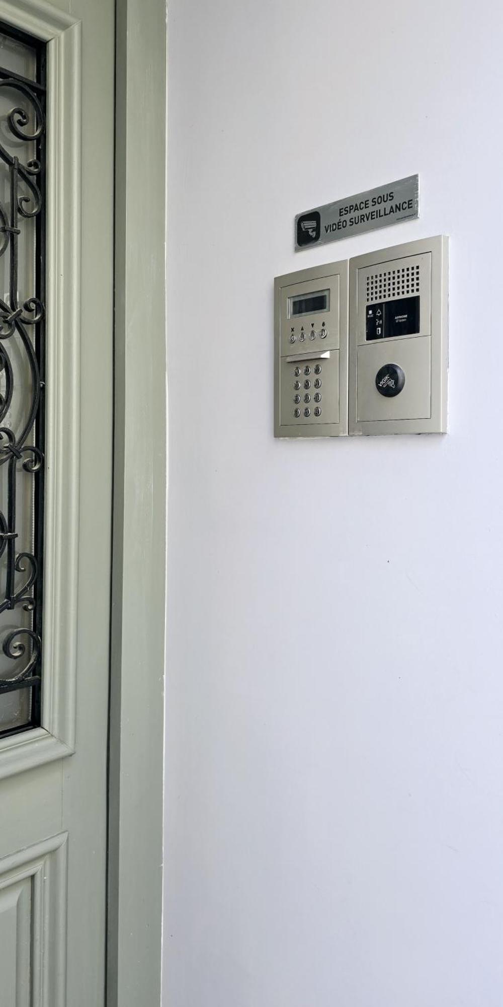 Victoire Saphir 203 Climatise Hotel De Ville Saint-Dizier Εξωτερικό φωτογραφία